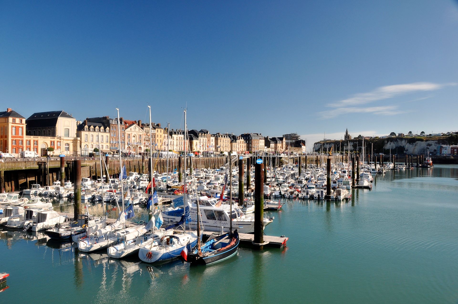 Dieppe (Photo license: CC BY 2.0)